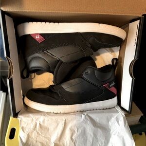 Kids Jordan’s never worn.